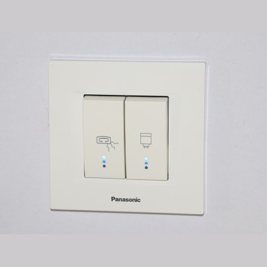 Prekidač za BOJLER Panasonic 1M INDIKATORSKI sa indikatorom beli 16A WT8(WVTT10021WH)01 EU2 Thea Modular — slika 3